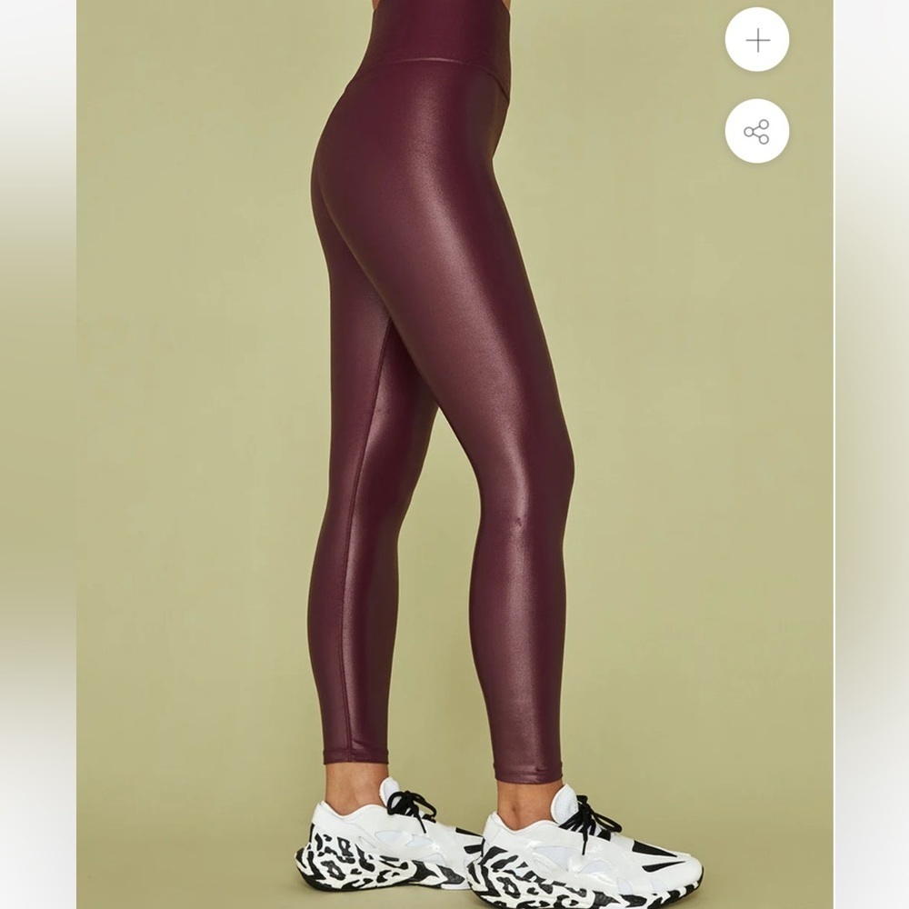 Carbon38 Takara Shine High Waist 7/8 Crocodile Leggings Dark Amethyst size small